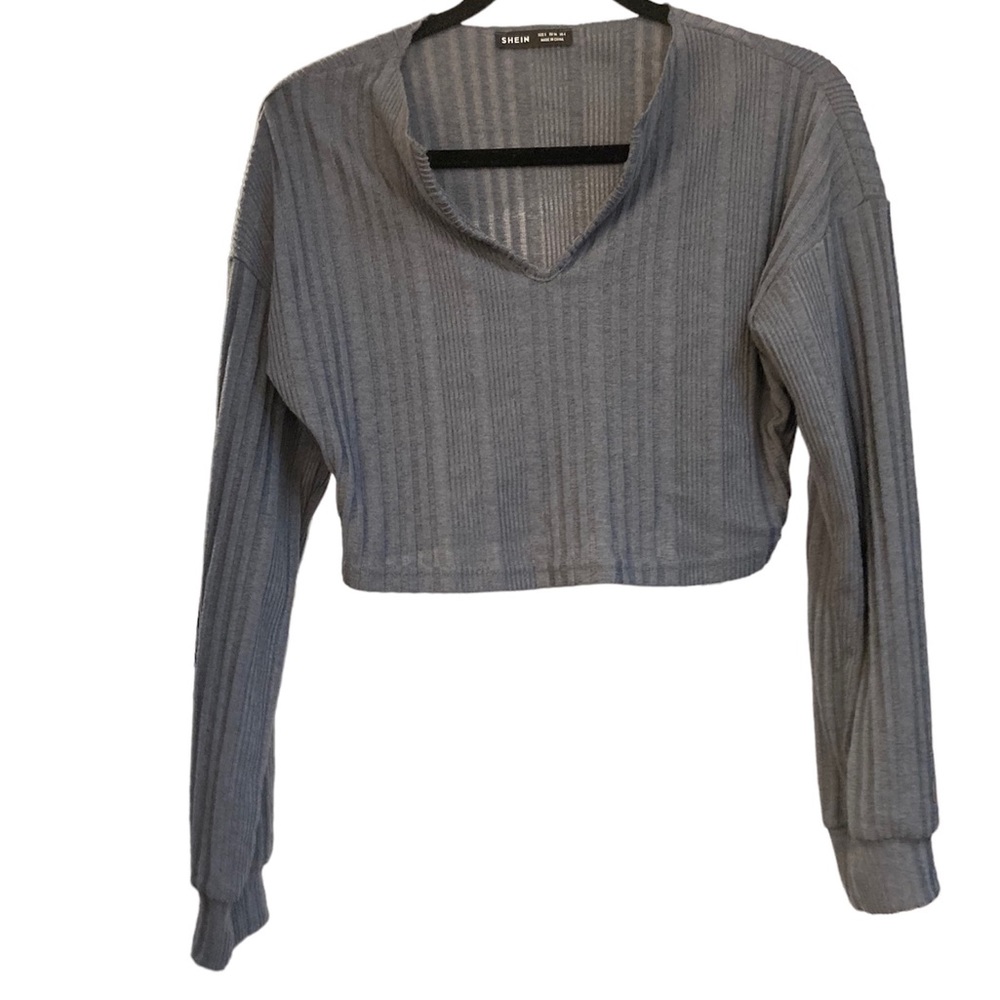 Shein women’s blue cropped long sleeve top